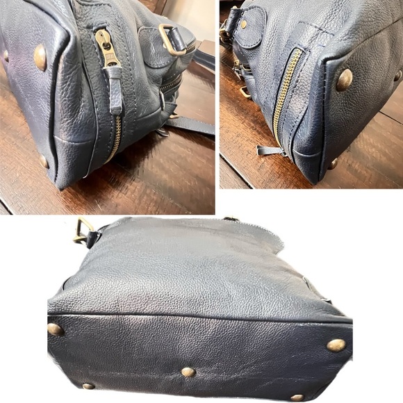 Blue black Wanderer handbag Adjusts to crossbody shoulder or hand. - Picture 11 of 14